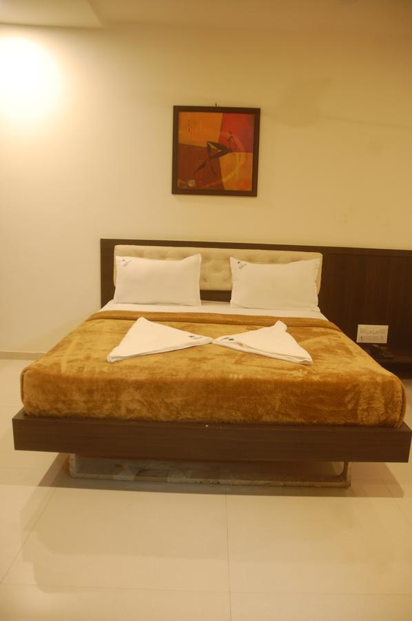 Hotel Swathi Hospet Exterior foto